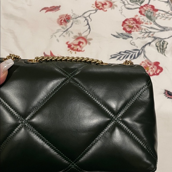 Tory Burch Kira Diamond Quilt Small Convertible Shoulder Bag - Picture 11 of 16